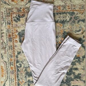 Great condition Lululemon Light Lavender Leggings